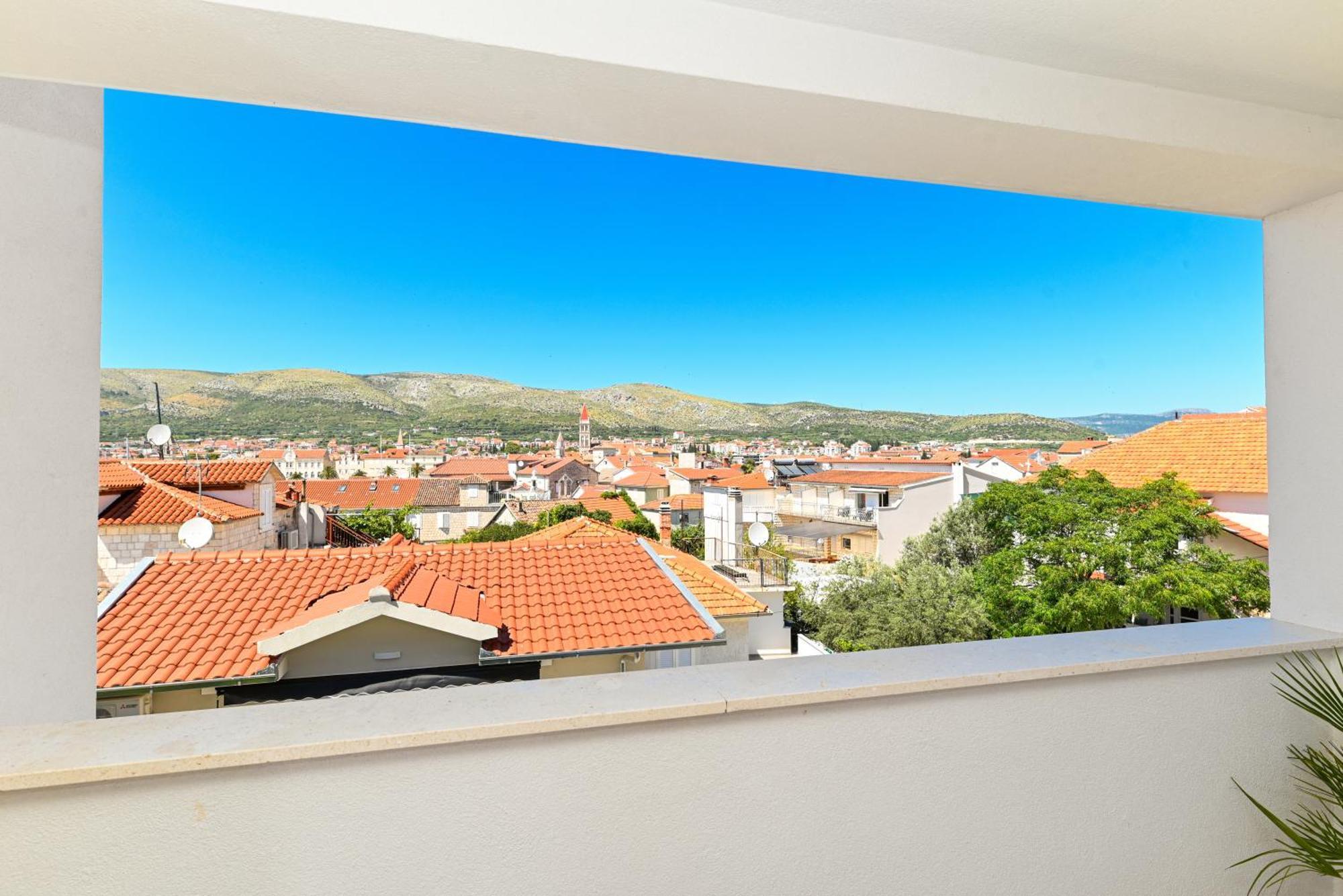טרוגיר Downtown Apartments Maar מראה חיצוני תמונה
