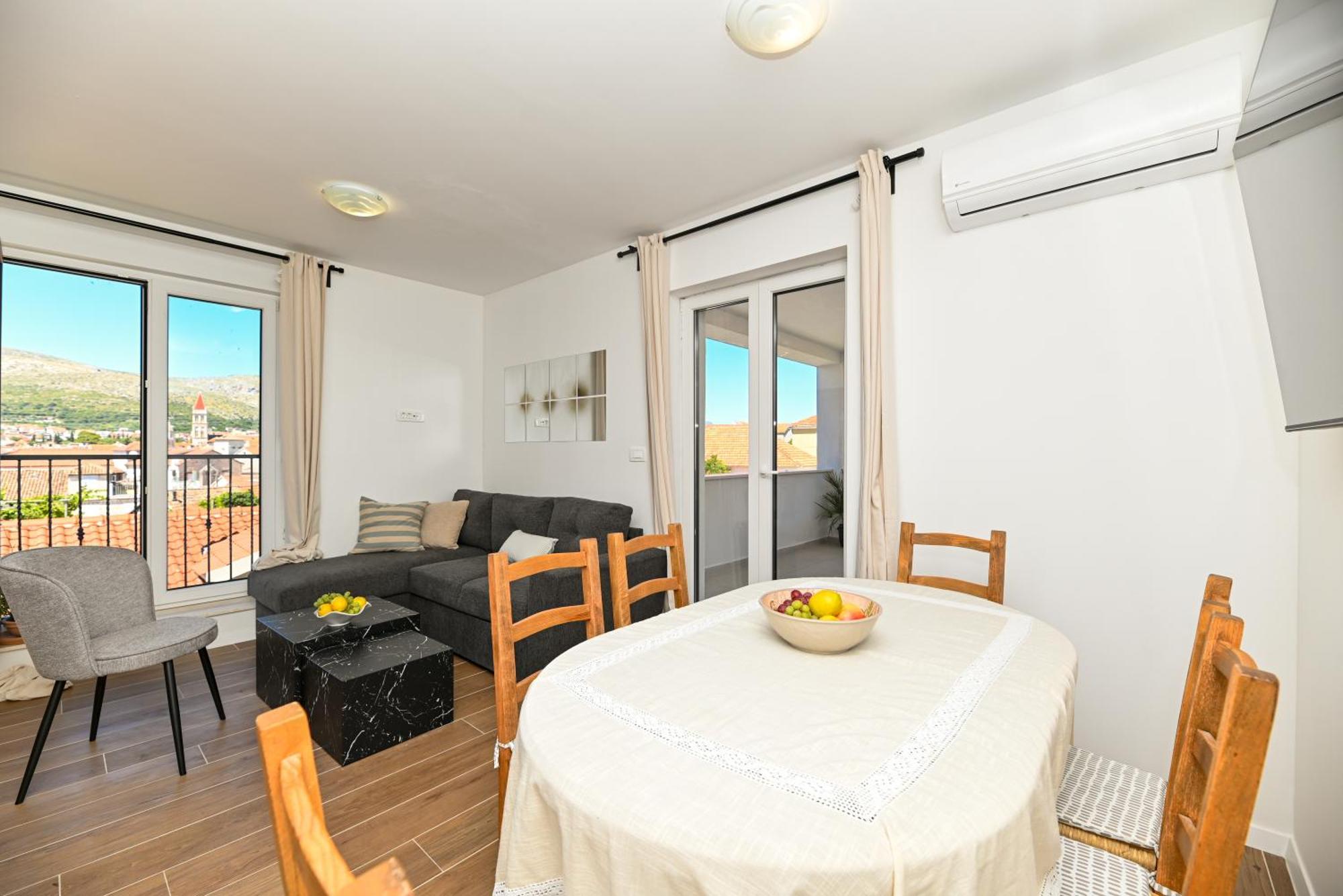 טרוגיר Downtown Apartments Maar מראה חיצוני תמונה